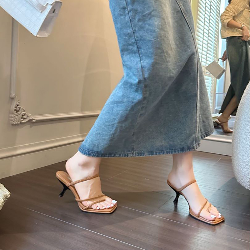 2024 Summer Simple Designer Style Square Toe Strap High Heel Sandals Fashion Versatile Commute Comfortable Women's Shoes