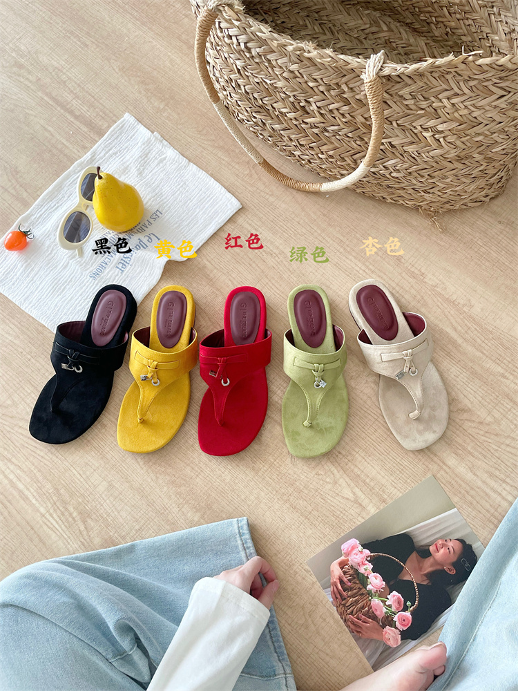 1744264774149_436200.jpg Ge Ge Lv Women's Flat Thong Slippers 2025 Spring New Retro Suede Fashion Casual Sandals