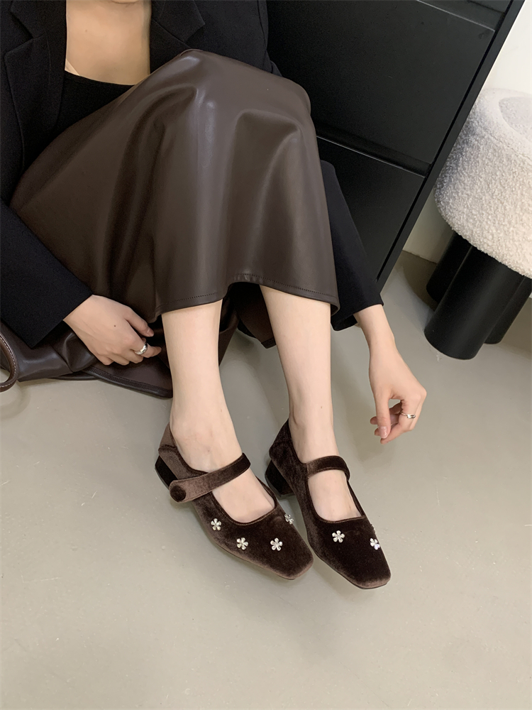 1758092609246_iagNMv.jpg 2025 Autumn New Retro Square Toe Mary Jane Shoes Women Elegant Rhinestone Low Heel Slip-On PU Leather