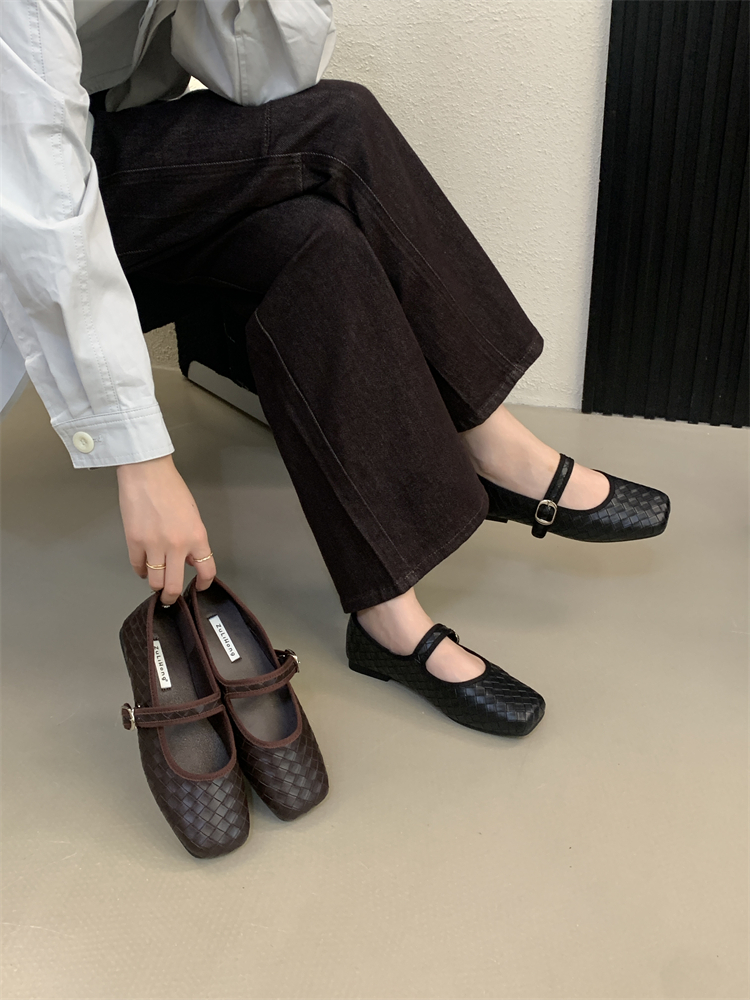 1759915009402_nfJvha.jpg Korean Style 2025 Autumn New Woven Flat Shallow Mouth Women's Shoes Casual Low Heel Grandma Shoes