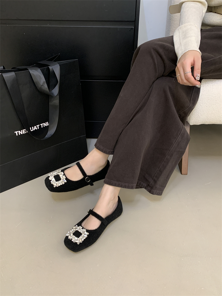 1761466032767_hMTLzt.jpg 2025 New Winter Fashion Versatile Rhinestone Buckle Woolen Flat Mary Jane Shoes 35-40