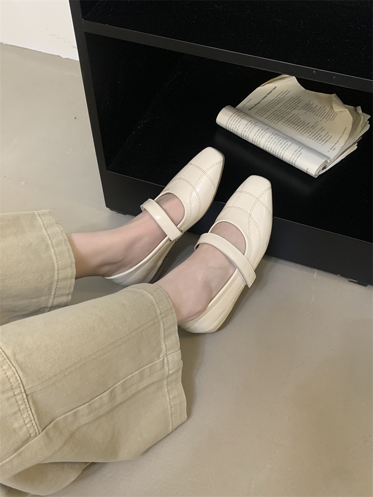 1768207255970_4I6LM3.jpg 2026 Spring Autumn New Korean Style Design Niche Comfortable Velcro Casual Mary Jane Shoes with Hidden Heel Women's Flats