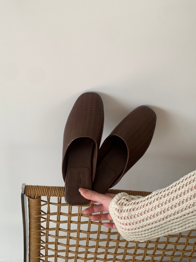 1772420166843_rrKbG9.jpg New Retro Woven Closed-Toe Half Slippers for Women Soft Sole Lazy Mules Commuter Style Multi-Color