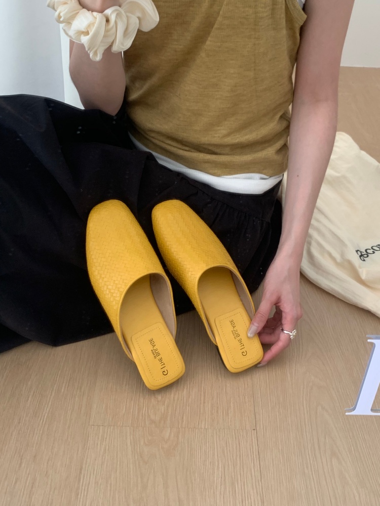 1772420182883_zEWpDo.jpg New Retro Woven Closed-Toe Half Slippers for Women Soft Sole Lazy Mules Commuter Style Multi-Color