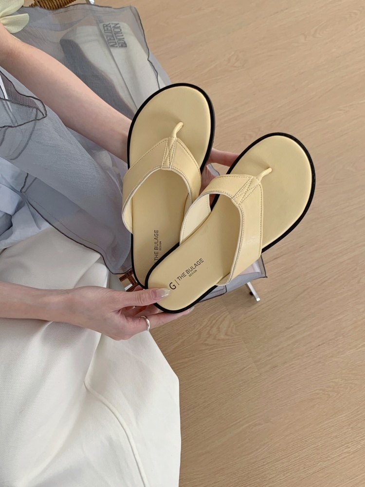 Summer New Korean Style Roman Flat Thong Slippers for Women Slip-On Toe Clip Sandals